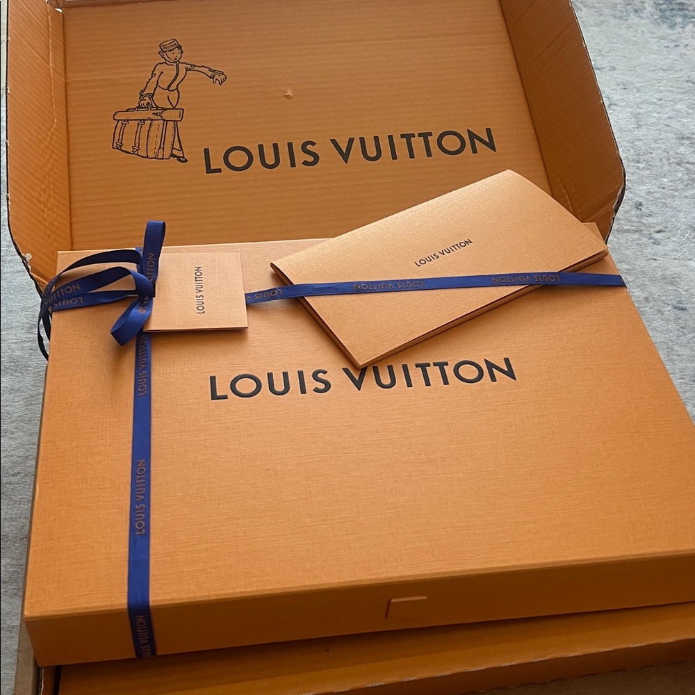 Louis Vuitton Orange Gift Box, Blue Ribbon, envelope, tag, tissue 16 x 11 x 2